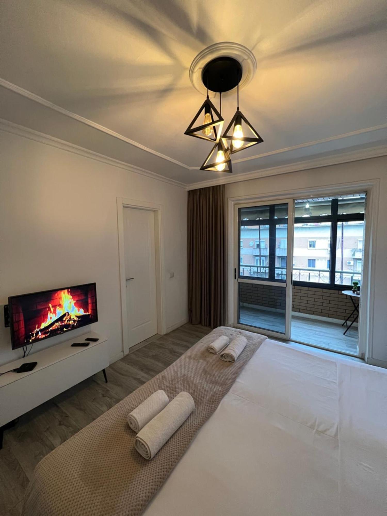 Skanderbeg View Apartments 티라나 외부 사진