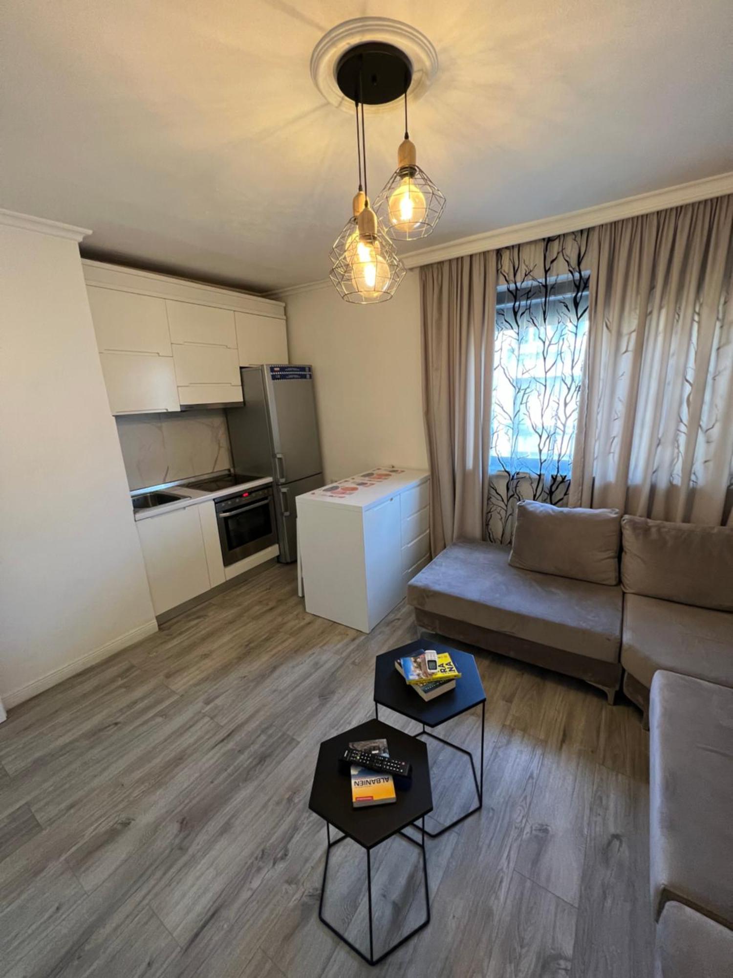 Skanderbeg View Apartments 티라나 외부 사진
